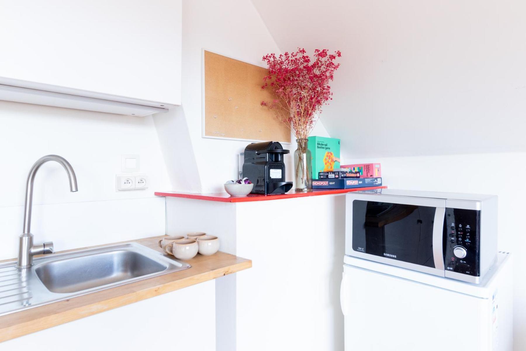 Guesthouse Private Studio Nearby Old Town Gent Bagian luar foto