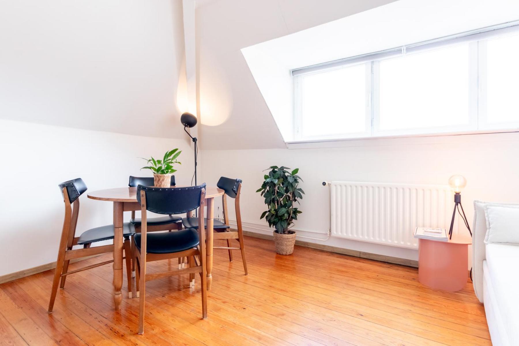 Guesthouse Private Studio Nearby Old Town Gent Bagian luar foto
