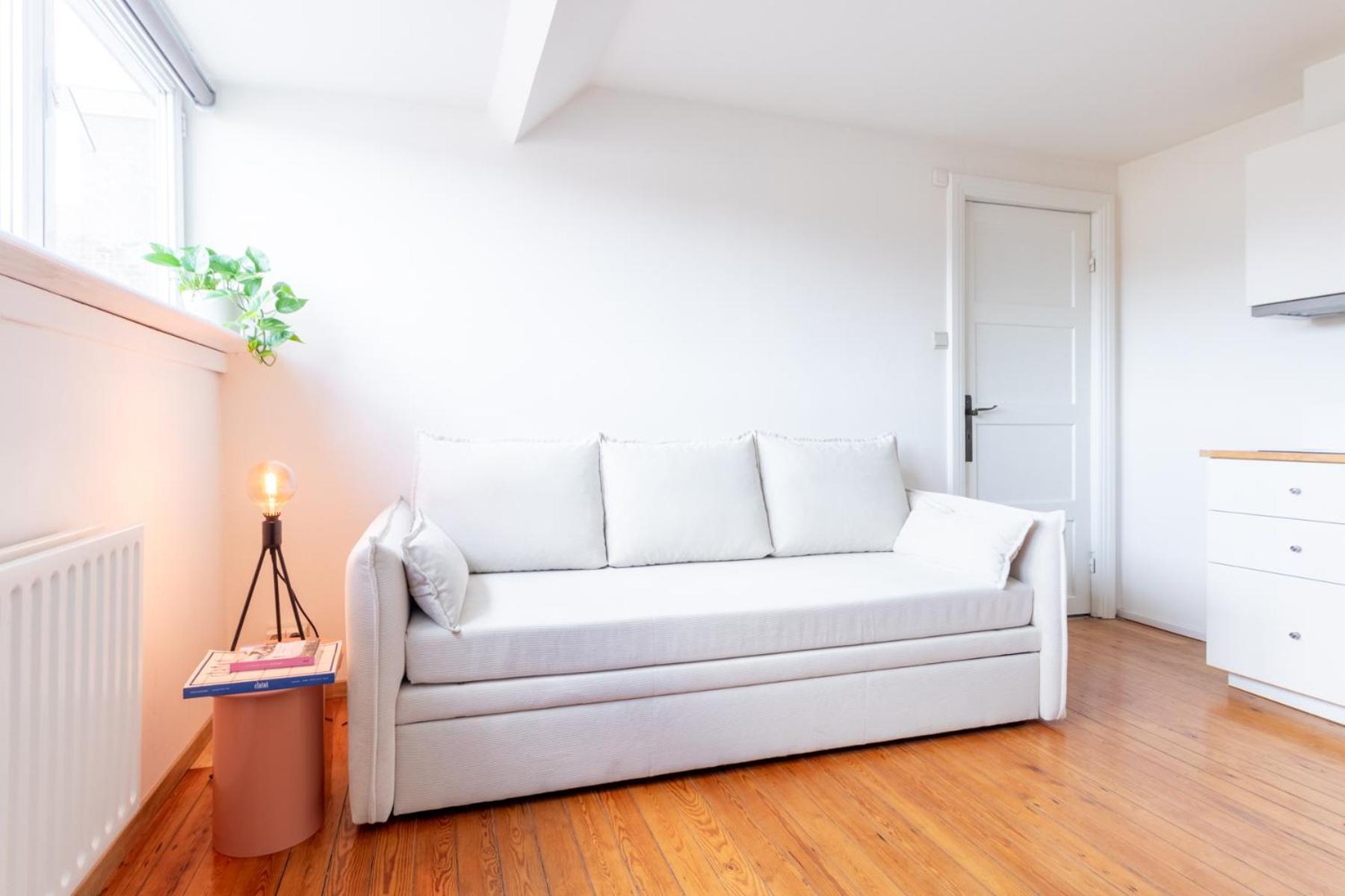 Guesthouse Private Studio Nearby Old Town Gent Bagian luar foto